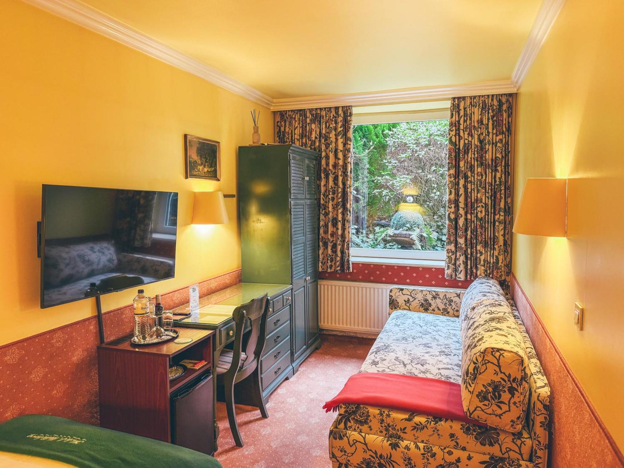Hotel Mittelweg ฮัมบูร์ก ภายนอก รูปภาพ
